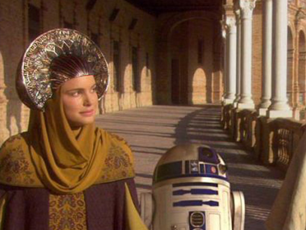 Onde fica o Palácio da Rainha Padmé Amidala em O Ataque dos Clones?